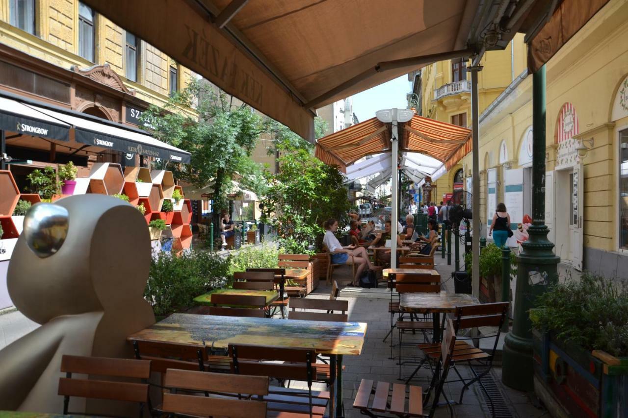 Toscani garden Budapest Kültér fotó