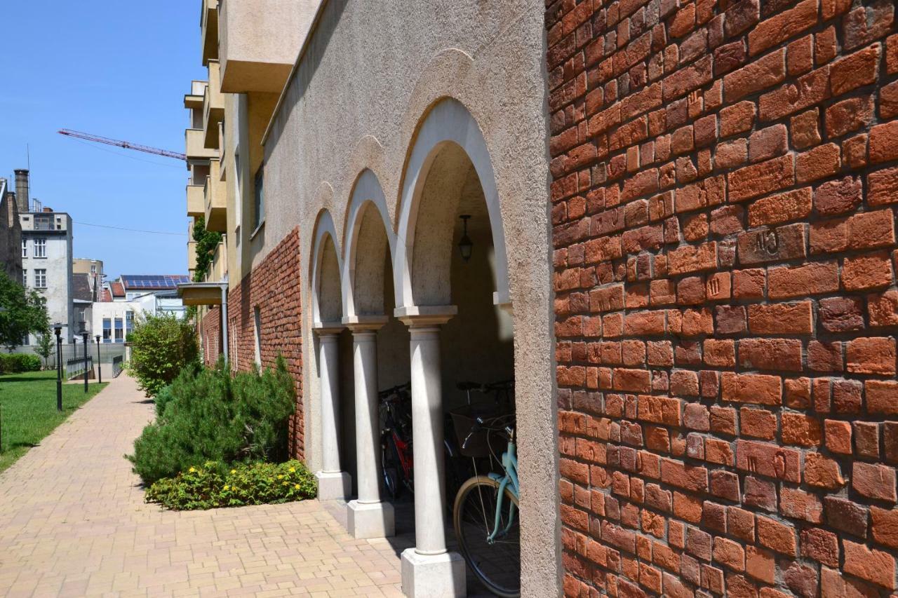 Toscani garden Budapest Kültér fotó